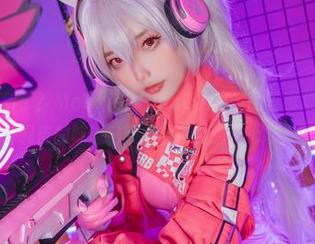 这么快就更新了？Messie Huang为岸崎的写真集加了一点儿调皮的味道，轻轻松松就直击心坎！